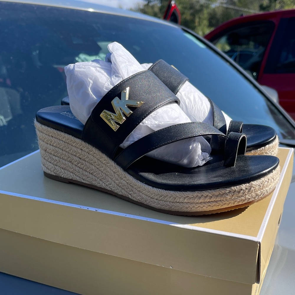 Michael Kors Wedges 8.5?